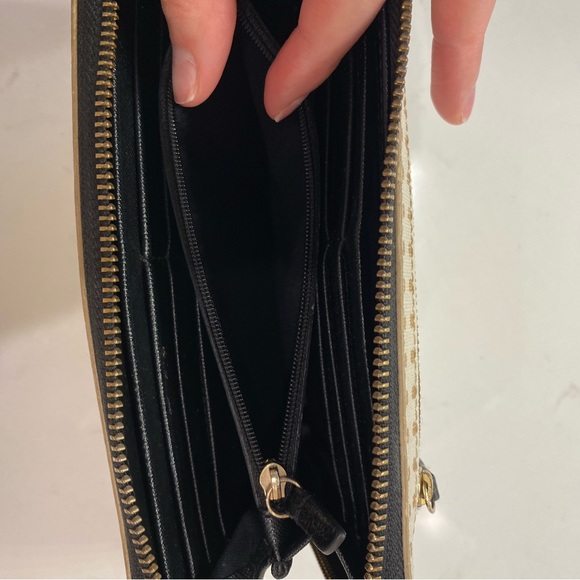 Fossil Wallet - Picture 4 of 4